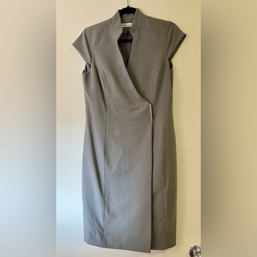 Chic Calvin Klein Dress 🩶